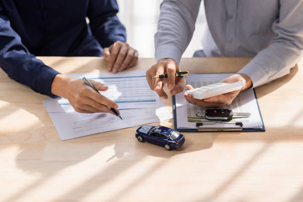 Save more on car insurance in Roanoke, AL